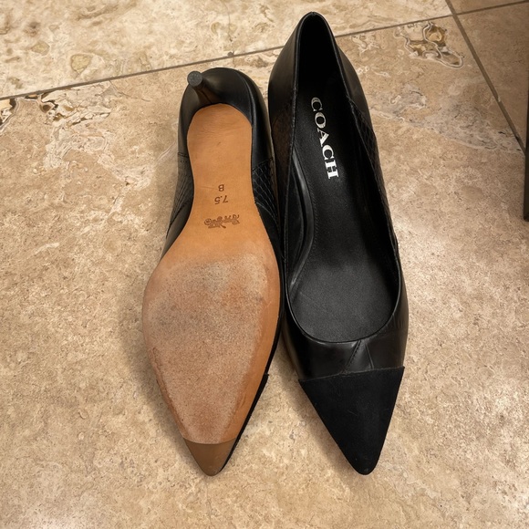 Coach black suede tip heel. Lacey Patchwork SNK/CRC. Excellent condition. Sz 7.5 - Picture 6 of 7